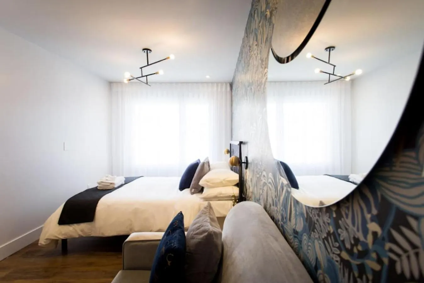 6768 - 202 Amazing Mini Studio With Full Kitchen By Denstays Montreal Apartment